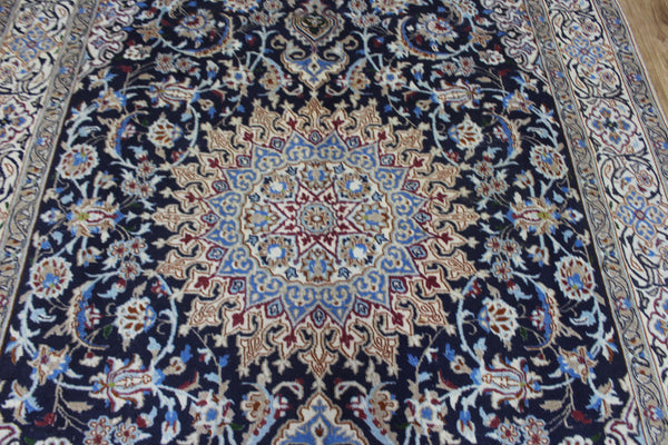 FINE PERSIAN NAIN WOOL AND SILK RUG 310 X 200 CM