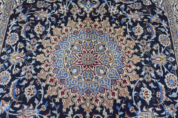 FINE PERSIAN NAIN WOOL AND SILK RUG 310 X 200 CM