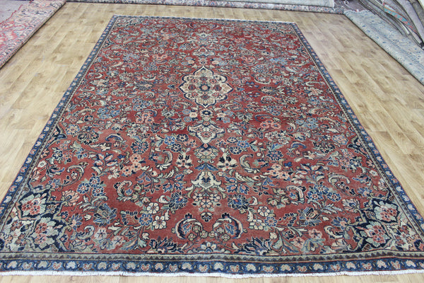 Antique Persian Mahal carpet, Circa 1900.