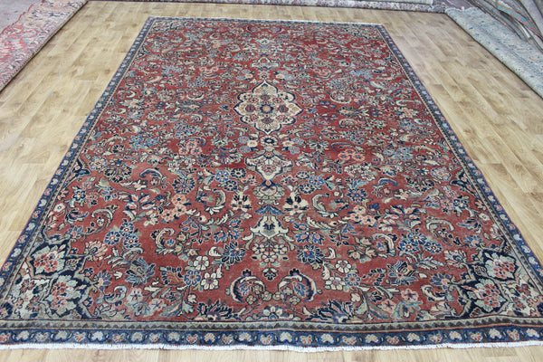 Antique Persian Mahal carpet, Circa 1900.