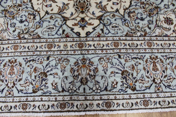 FINE PERSIAN KASHAN CARPET 285  X 200 CM