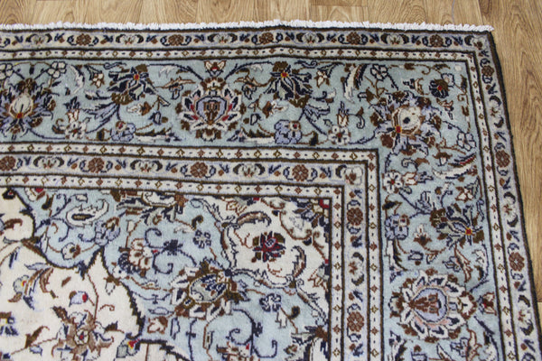 FINE PERSIAN KASHAN CARPET 285  X 200 CM