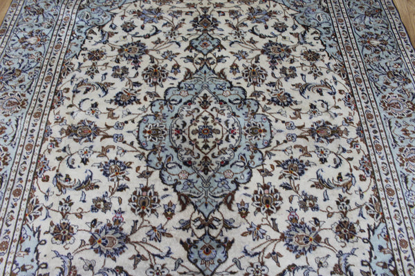 FINE PERSIAN KASHAN CARPET 285  X 200 CM