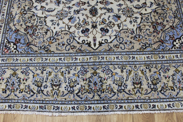 FINE PERSIAN KASHAN CARPET 305 X 205 CM