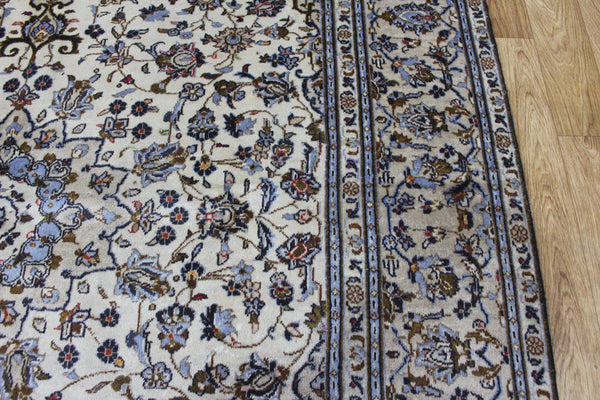 FINE PERSIAN KASHAN CARPET 305 X 205 CM