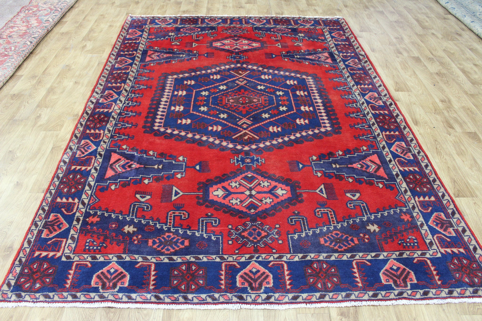 VINTAGE PERSIAN VISS CARPET 290 X 200 CM