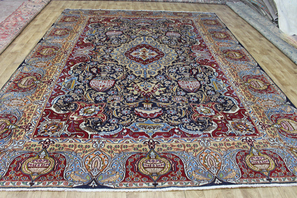 A BEAUTIFUL PERSIAN KASHMAR CARPET 385 X 297 CM