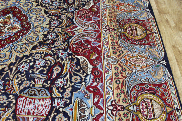 A BEAUTIFUL PERSIAN KASHMAR CARPET 385 X 297 CM