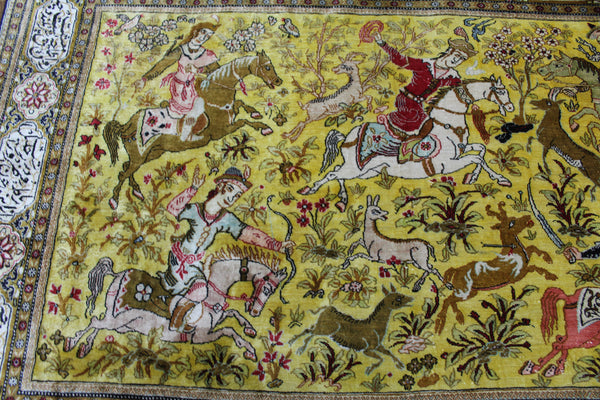 One of a Kind Master Piece Persian Qum Silk Rug, with Hunting Design 160 x 115 cm