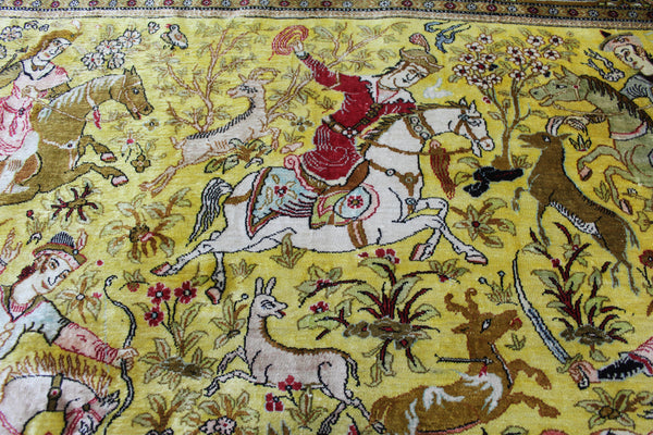 One of a Kind Master Piece Persian Qum Silk Rug, with Hunting Design 160 x 115 cm