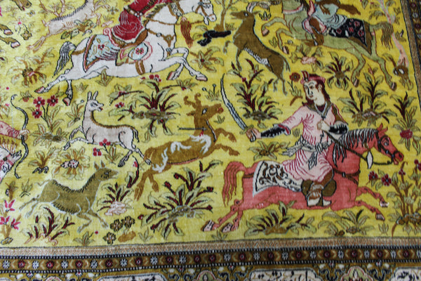 One of a Kind Master Piece Persian Qum Silk Rug, with Hunting Design 160 x 115 cm