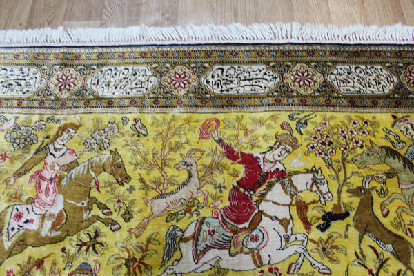 One of a Kind Master Piece Persian Qum Silk Rug, with Hunting Design 160 x 115 cm