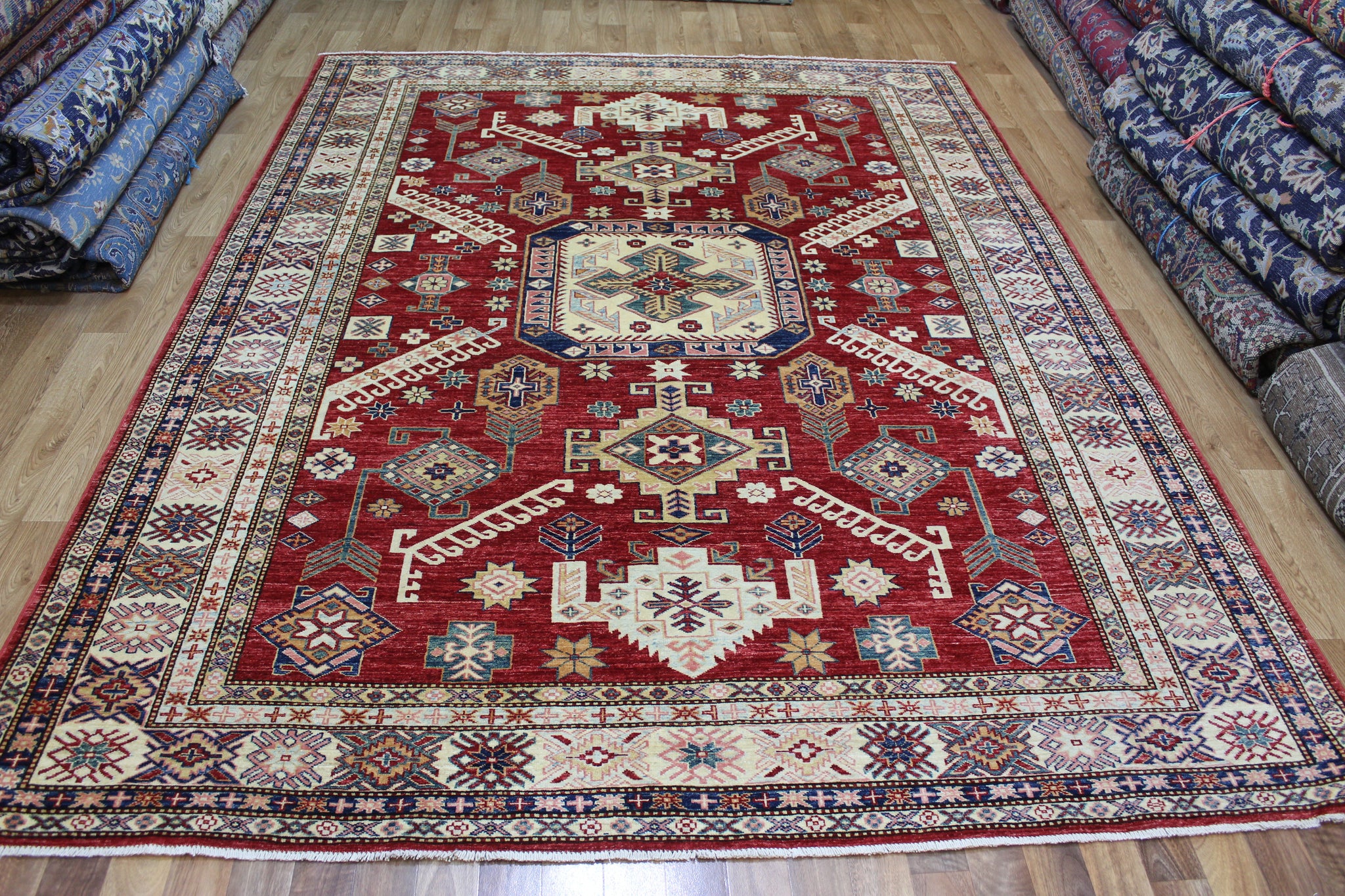 FINE HANDMADE KAZAK RUG 290 X 214 CM