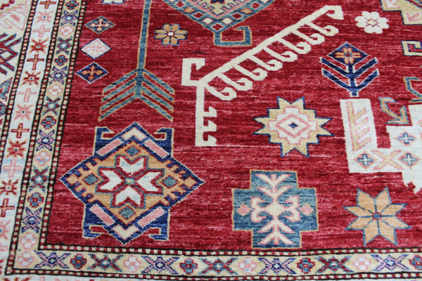 FINE HANDMADE KAZAK RUG 290 X 214 CM