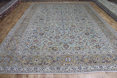 Signed Persian Kashan Carpet Excellent Drawing and Superb Colours 415 x 300 cm