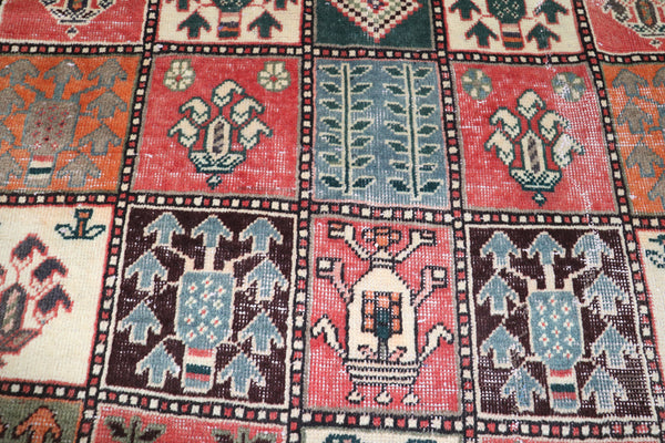 Vintage Persian Bakhtiari Rug Garden Design 284 x 145 cm