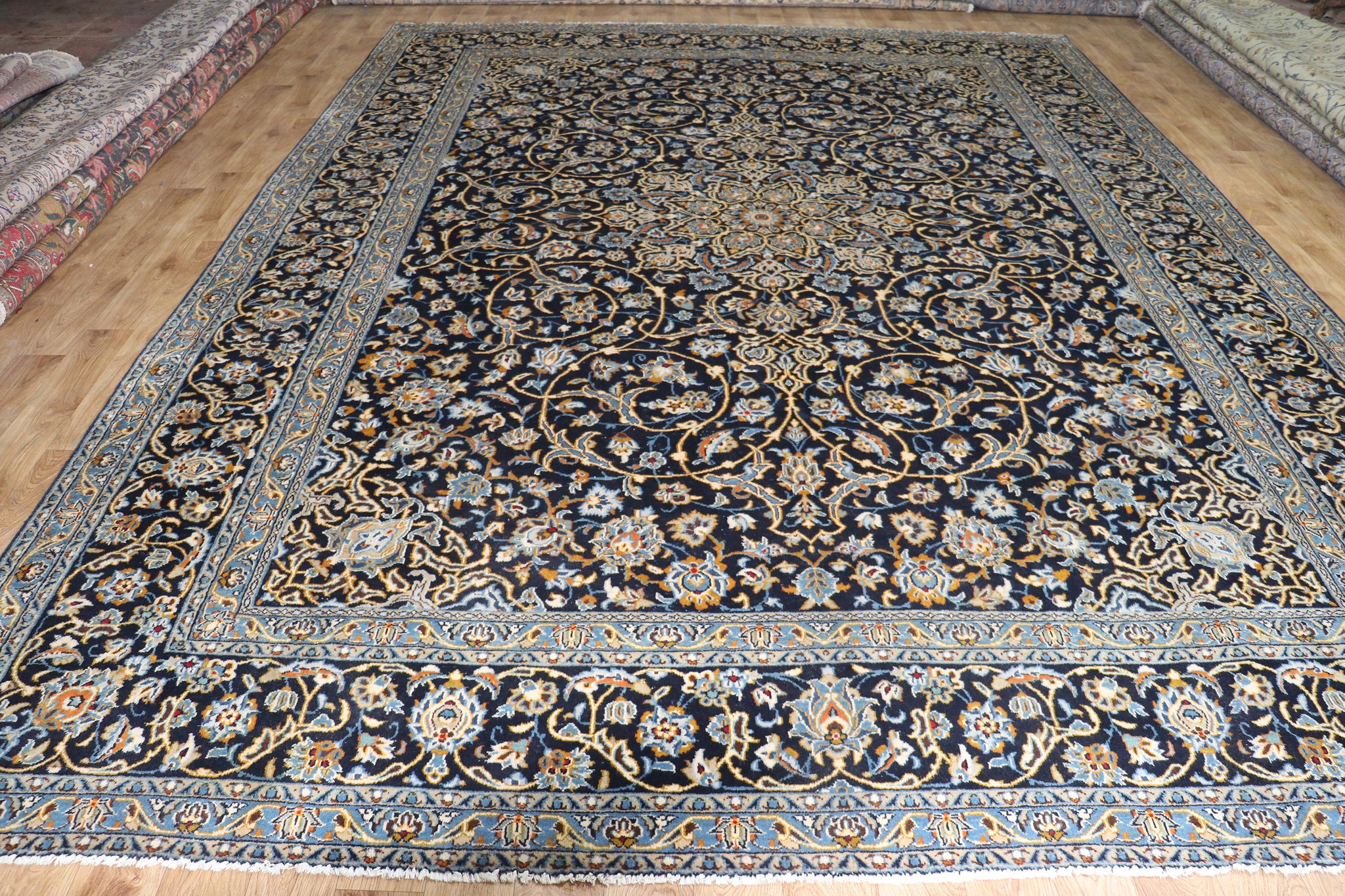 SIGNED HANDMADE PERSIAN KASHAN CARPET 415 X 312 CM