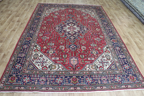 Handmade Persian Tabriz Wool Carpet 285 x 200 cm