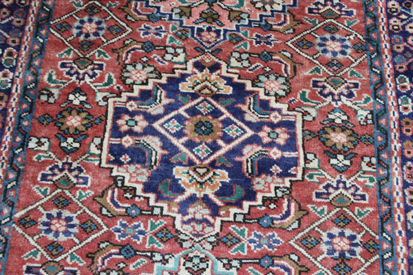 ANTIQUE PERSIAN KARAJEH RUNNER 385 X 106 CM