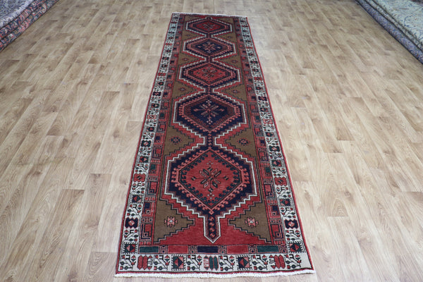 VINTAGE PERSIAN KARAJEH WOOL RUNNER 323 X 87 CM