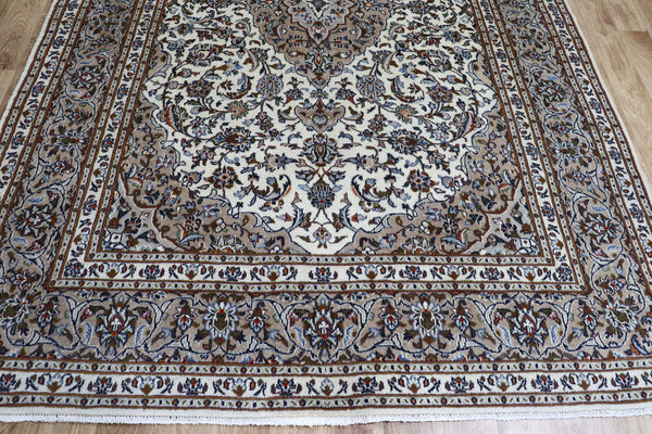 FINE HANDMADE PERSIAN MASHAD CARPET 288 X 196 CM