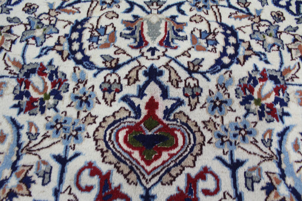 Fine Handmade Persian Nain Silk & Wool Carpet 290 x 197 cm