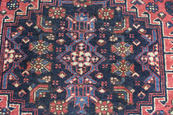 ANTIQUE PERSIAN HAMEDAN RUG, CIRCA 1910