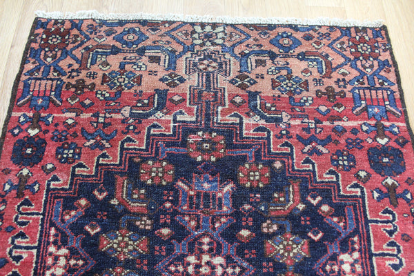 ANTIQUE PERSIAN HAMEDAN RUG, CIRCA 1910