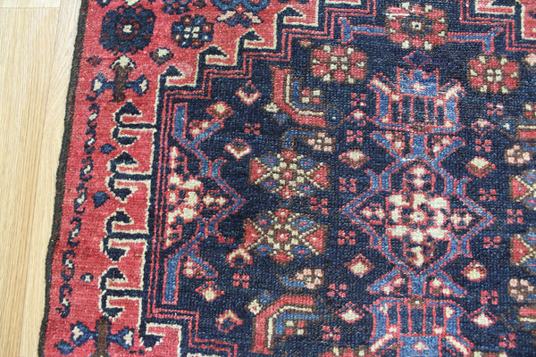 ANTIQUE PERSIAN HAMEDAN RUG, CIRCA 1910