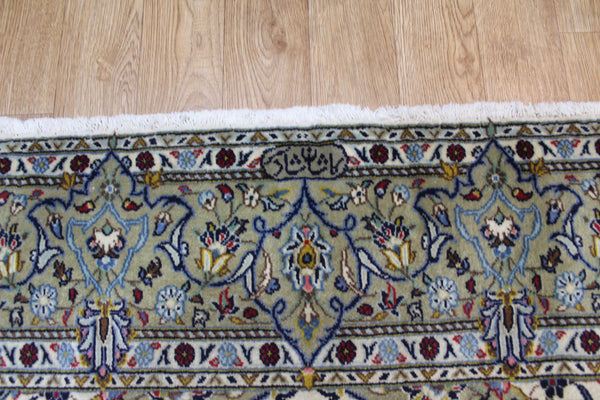 SIGNED PERSIAN KASHAN RUG, FINE WEAVE WITH KURK WOOL 225 X 140 CM