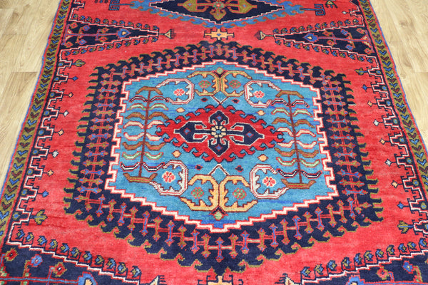 VINTAGE HANDMADE PERSIAN VISS CARPET IN GREAT CONDITION 273 X 165 CM