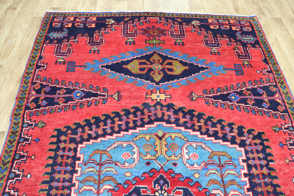 VINTAGE HANDMADE PERSIAN VISS CARPET IN GREAT CONDITION 273 X 165 CM