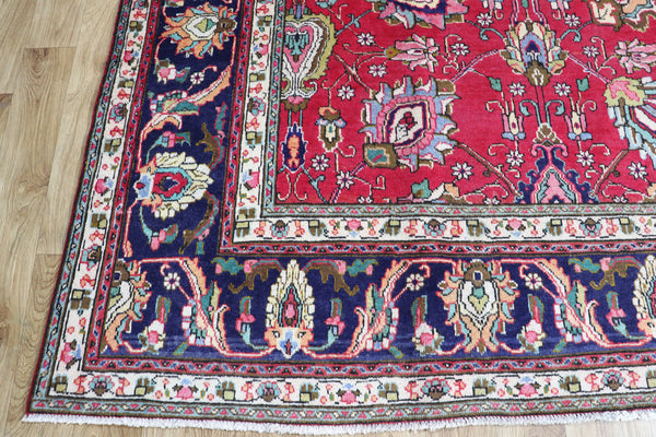 AN OUTSTANDING PERSIAN TABRIZ CARPET GREAT CONDITION 290 x 290 CM