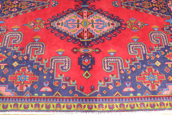 VINTAGE HANDMADE PERSIAN VISS CARPET IN GREAT CONDITION 265 X 165 CM