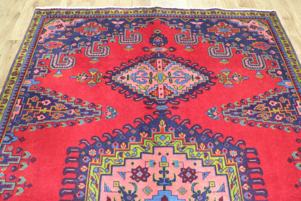 VINTAGE HANDMADE PERSIAN VISS CARPET IN GREAT CONDITION 265 X 165 CM