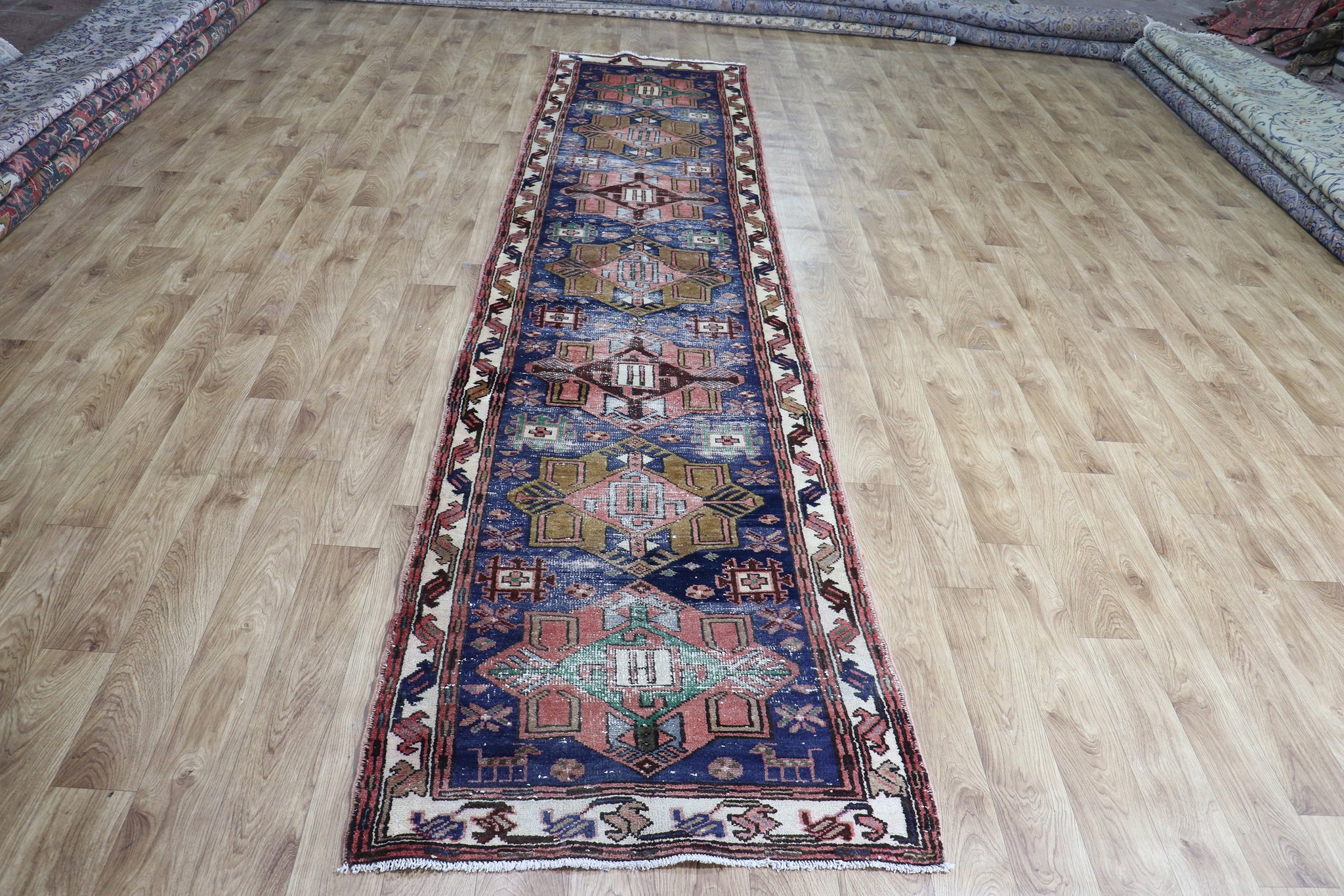 ANTIQUE PERSIAN HERIZ WOOL RUNNER 368 X 80 CM