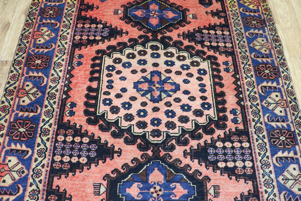 VINTAGE HANDMADE PERSIAN VISS CARPET IN GREAT CONDITION 205 x 152 CM