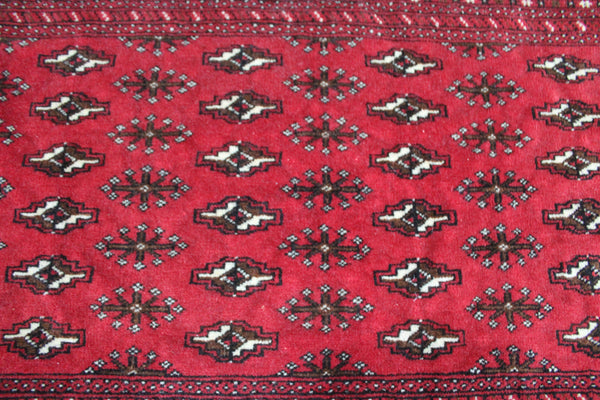 Handmade Persian Turkmen Tribal Rug 145 x 67 cm
