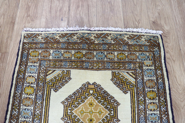 FINE HANDMADE PERSIAN TURKMEN WOOL RUG 95 x 65 CM