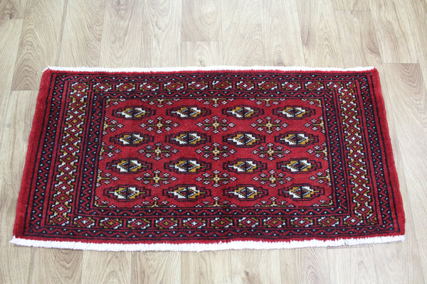 Handmade Persian Turkmen Tribal Rug 105 x 50 cm