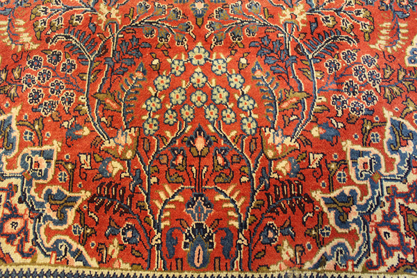 Fine Persian Sarouk rug 195 x 130 cm