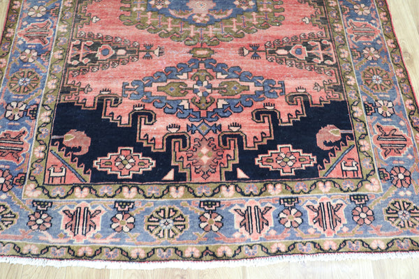 VINTAGE HANDMADE PERSIAN VISS CARPET 220 x 158 CM