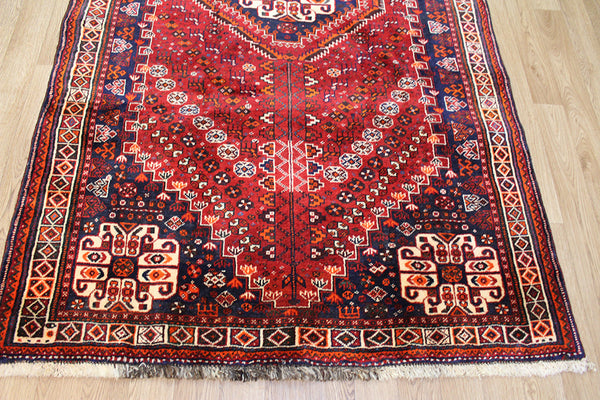 Fine Persian Shiraz Qashqai rug 235 x 140 cm