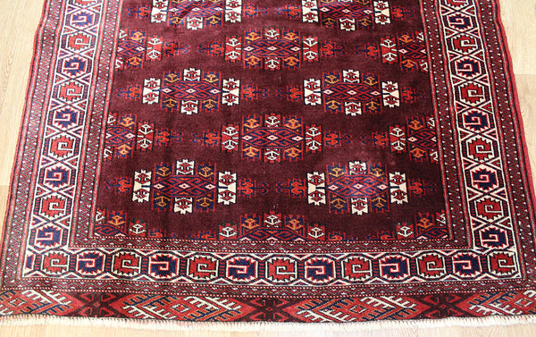 Old Persian Turkmen rug 180 x 125 cm