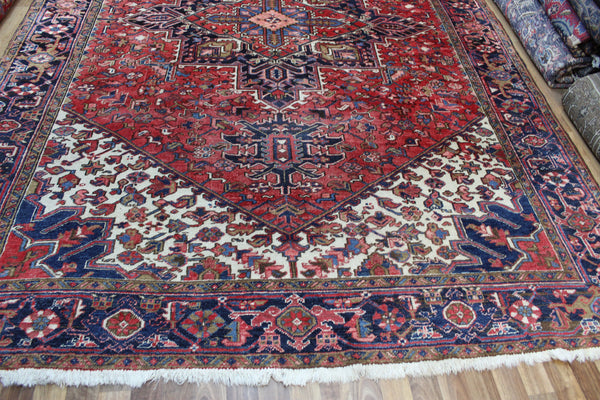 Antique Persian Heriz carpet, Circa 1900