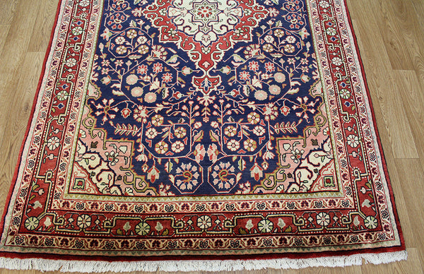 Fine Persian Sarouk blue rug 205 x 130 cm