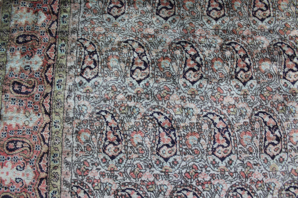 FINE HANDMADE PERSIAN QUM SILK RUG PAISLEY DESIGN 160 X 110 CM