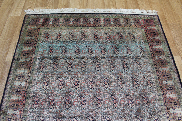 FINE HANDMADE PERSIAN QUM SILK RUG PAISLEY DESIGN 160 X 110 CM