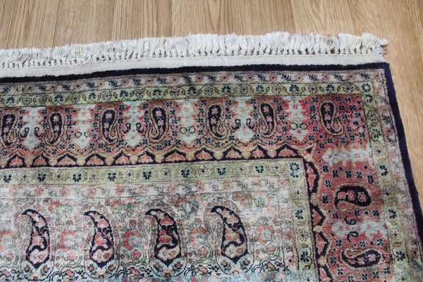 FINE HANDMADE PERSIAN QUM SILK RUG PAISLEY DESIGN 160 X 110 CM