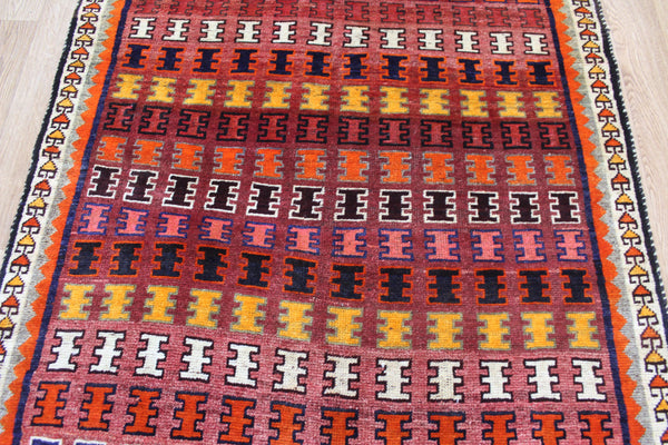 VINTAGE HANDMADE PERSIAN SHIRAZ TRIBAL RUG 185 X 102 CM